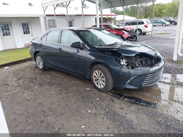 Toyota CAMRY LE 2017 4T1BF1FK4HU685559 Image 1
