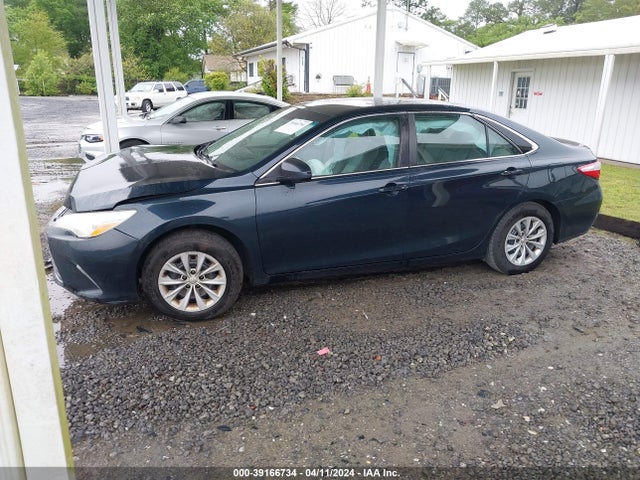 Toyota CAMRY LE 2017 4T1BF1FK4HU685559 Image 2