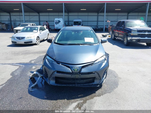 Toyota COROLLA SE 2018 5YFBURHE8JP827107 Image 12