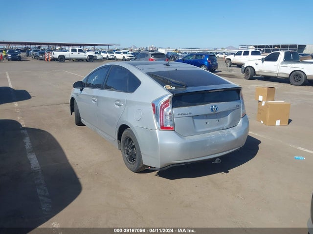 Toyota Prius Three 2015 JTDKN3DUXF0416879 Image 3