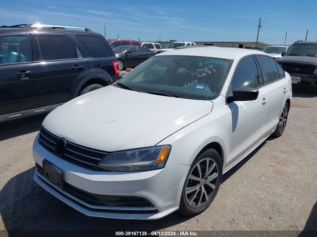 3VWD67AJ5GM375631 Volkswagen Jetta 1.4t Se