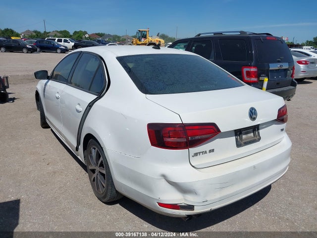 3VWD67AJ5GM375631 Volkswagen Jetta 1.4t Se