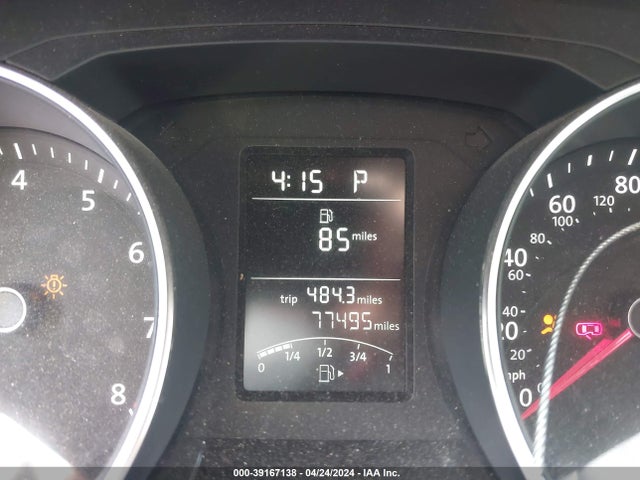 3VWD67AJ5GM375631 Volkswagen Jetta 1.4t Se