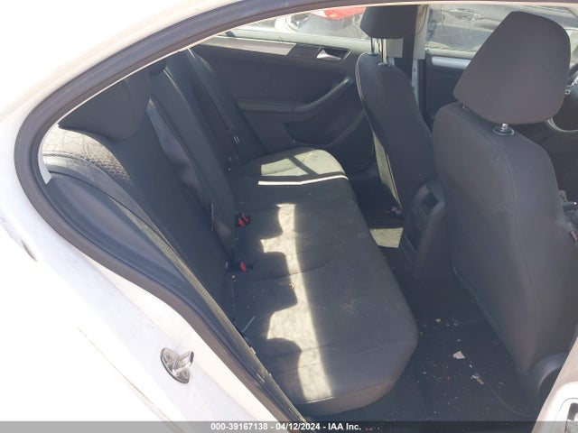 3VWD67AJ5GM375631 Volkswagen Jetta 1.4t Se