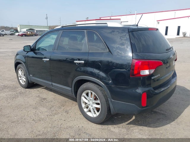 KIA Sorento Lx V6 2015 5XYKTDA7XFG619310 Image 3