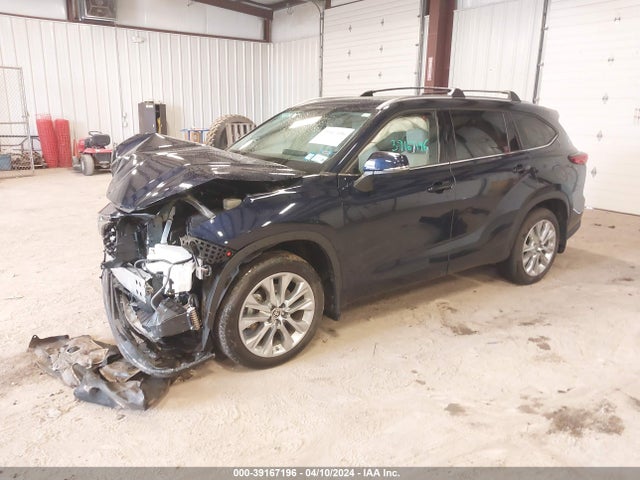 Toyota Highlander Limited 2021 5TDDZRBH0MS525724 Image 2