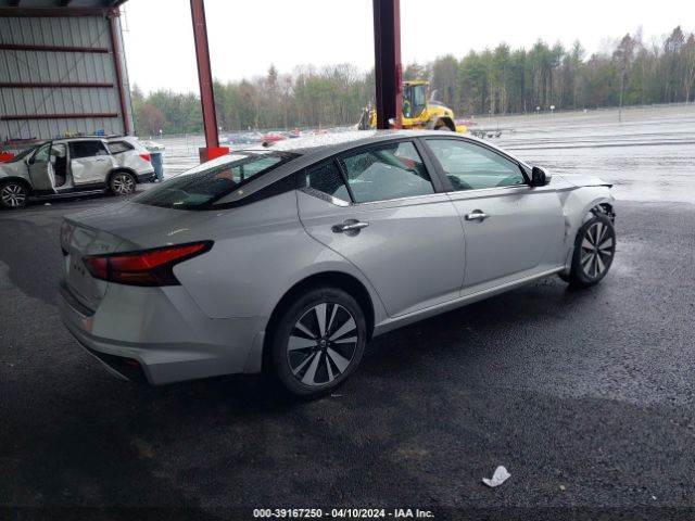 1N4BL4DW7MN401405 Nissan Altima Sv Intelligent Awd