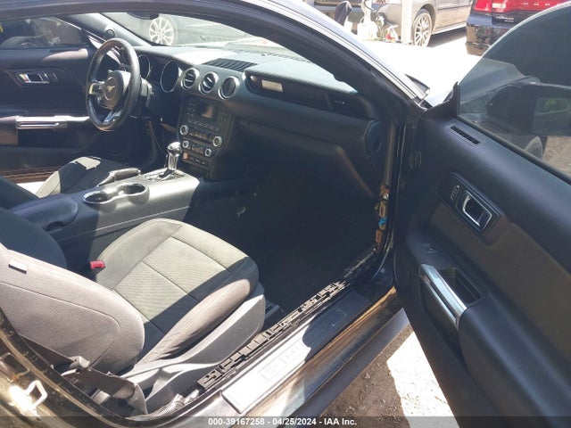 Ford Mustang V6 2015 1FA6P8AM6F5390688 Image 5