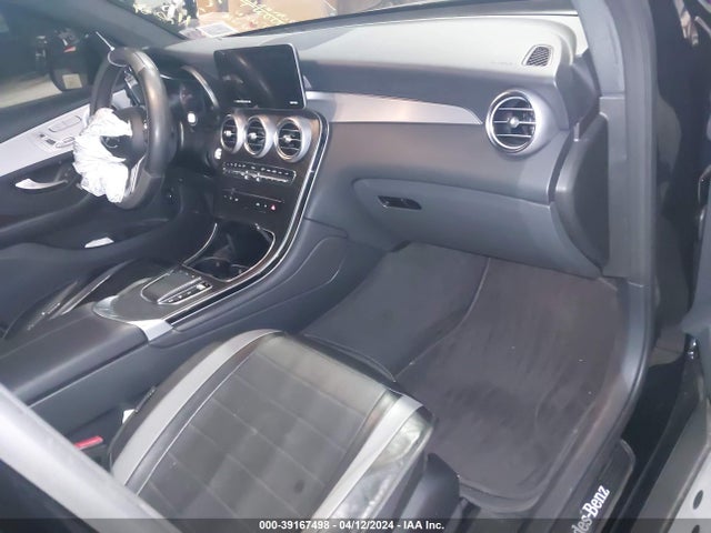 W1N0G8EB6NV367394 Mercedes-Benz Glc 300 4matic Suv