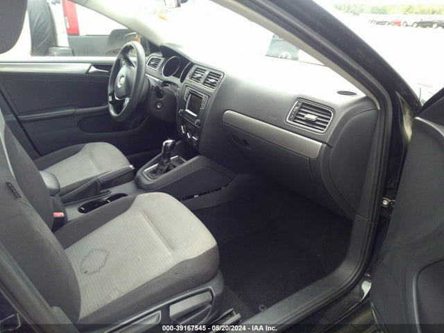 3VW2B7AJ9HM213134 Volkswagen Jetta 1.4t S