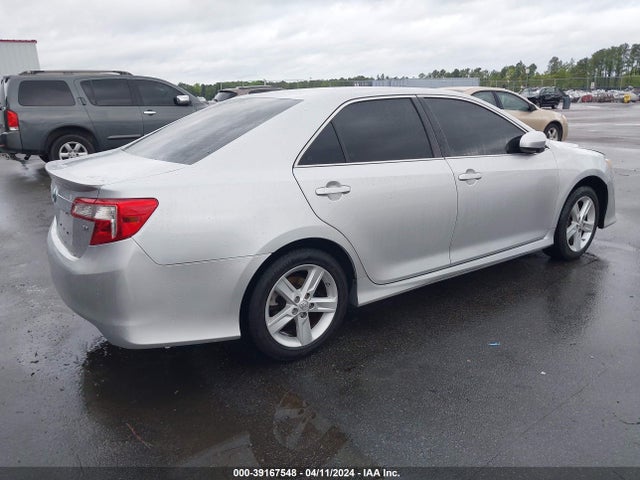 Toyota CAMRY SE 2014 4T1BF1FKXEU415232 Image 4