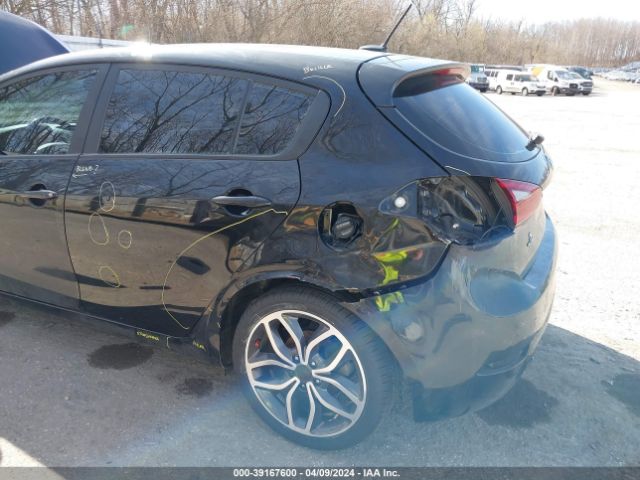 KNAFZ5A35G5573993 KIA FORTE SX