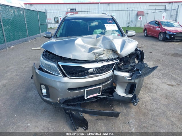 KIA Sorento Lx V6 2015 5XYKTDA78FG569734 Image 12