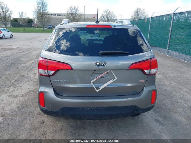 KIA Sorento Lx V6 2015 5XYKTDA78FG569734 Image 16