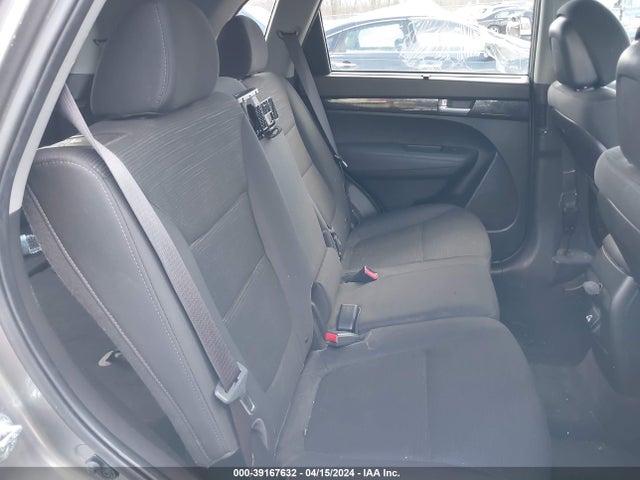 KIA Sorento Lx V6 2015 5XYKTDA78FG569734 Image 8