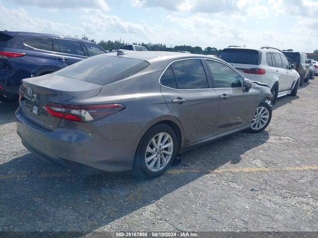 Toyota CAMRY LE 2024 4T1C11AK9RU868581 Image 4