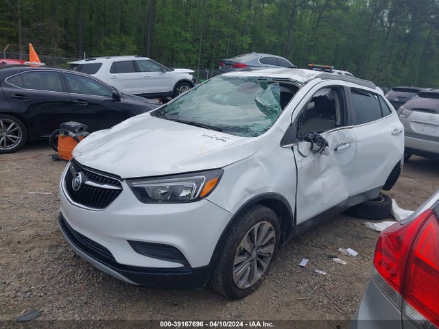 Buick Encore Preferred 2018 KL4CJASB7JB631214 Image 2