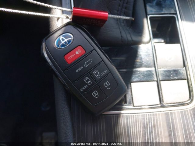 5TDERKEC0MS066013 Toyota Sienna Platinum