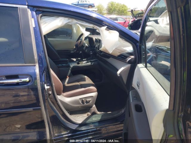 5TDERKEC0MS066013 Toyota Sienna Platinum