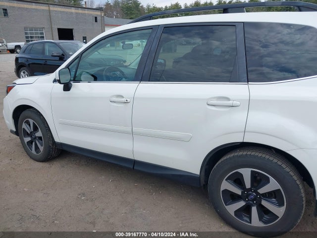 Subaru Forester 2.5i Limited 2018 JF2SJAJC7JH617582 Image 14