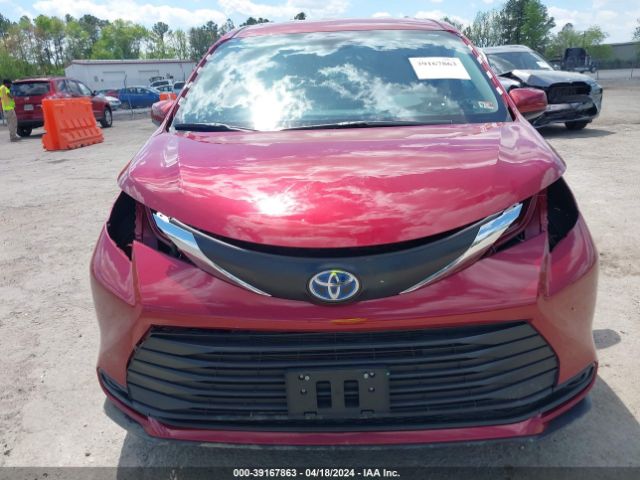 5TDKRKEC7PS176578 Toyota SIENNA LE