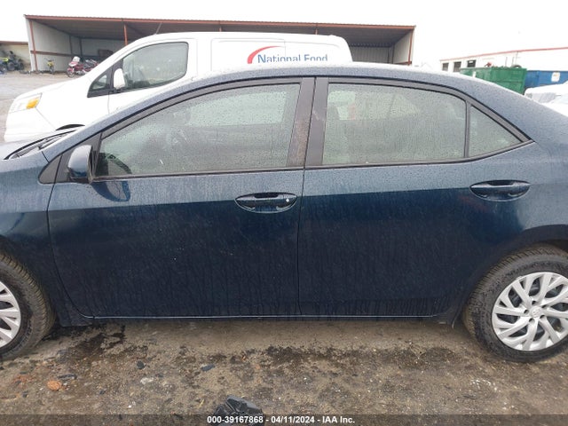 Toyota COROLLA LE 2018 5YFBURHE5JP763978 Image 14