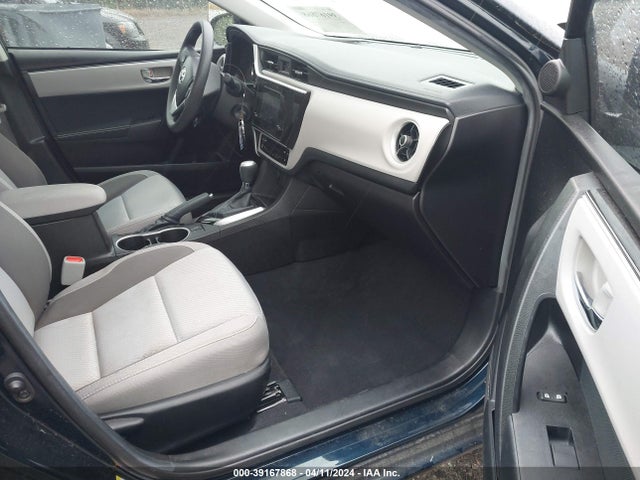 Toyota COROLLA LE 2018 5YFBURHE5JP763978 Image 5