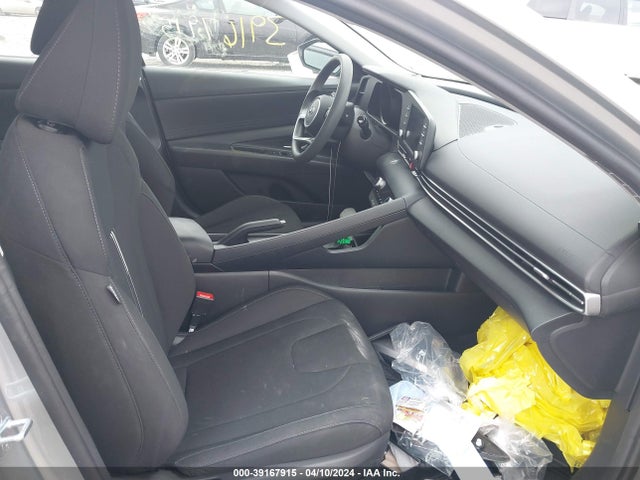 Hyundai ELANTRA SEL 2022 5NPLM4AGXNH069731 Image 5