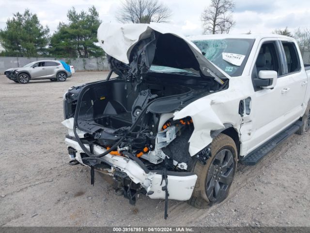 1FT6W1EV5NWG00844 Ford F-150 Lightning Lariat