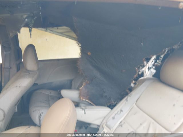 5TDYK3DC9GS740043 Toyota Sienna Xle 8 Passenger