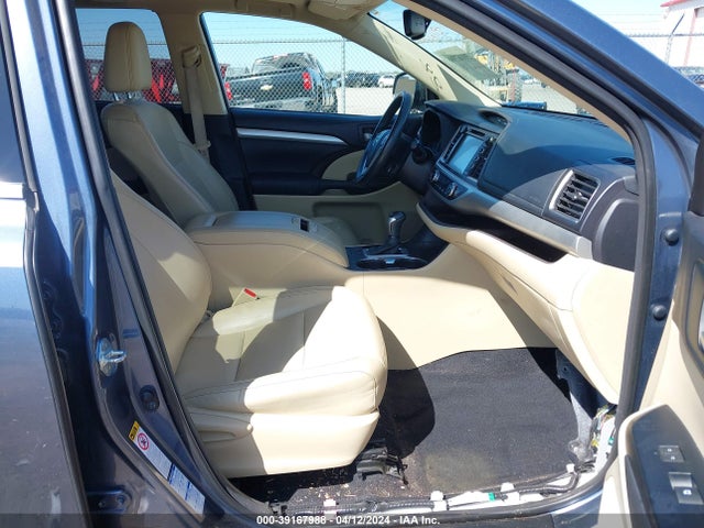 Toyota Highlander Xle V6 2015 5TDJKRFH6FS144772 Image 5