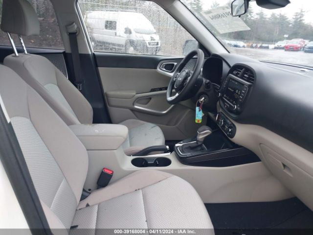 KNDJ23AU6N7171707 KIA SOUL LX