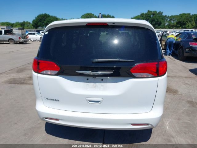 2C4RC1CG7NR219001 Chrysler Voyager Lx