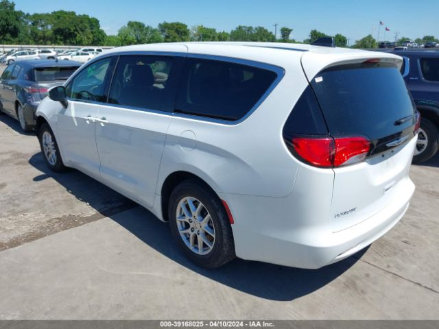 2C4RC1CG7NR219001 Chrysler Voyager Lx