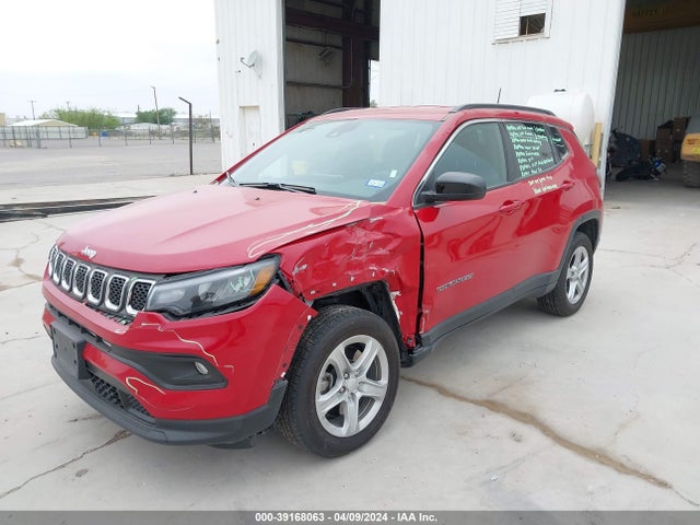Jeep Compass Latitude 4x4 2024 3C4NJDBN8RT604382 Image 2