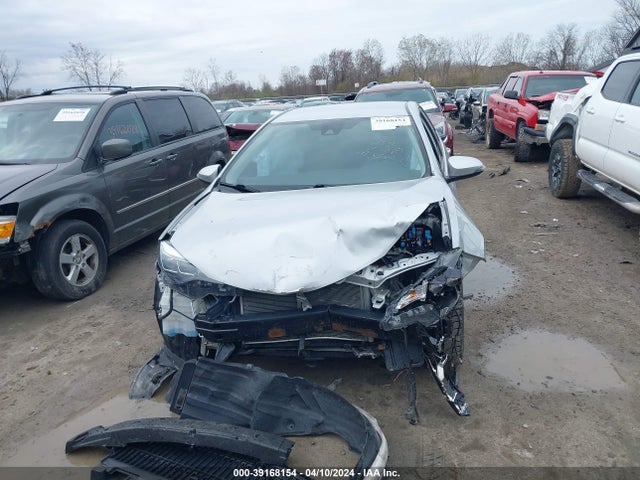 Toyota COROLLA SE 2017 5YFBURHE0HP612153 Image 13