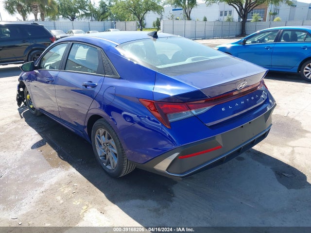 Hyundai ELANTRA SEL 2024 KMHLM4DGXRU663187 Image 3