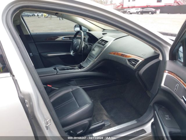 3LN6L2G95GR618924 Lincoln MKZ