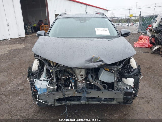 Toyota Rav4 Xle 2018 JTMWFREV4JJ732435 Image 13