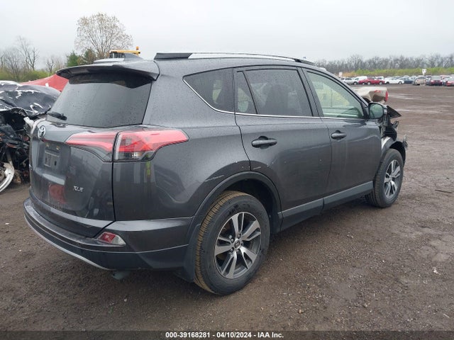 Toyota Rav4 Xle 2018 JTMWFREV4JJ732435 Image 4