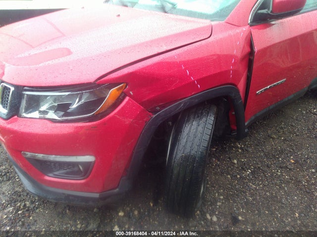 3C4NJDBB0JT360835 Jeep Compass Latitude 4x4