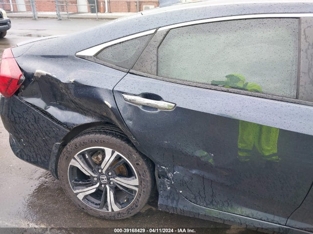 Honda Civic Touring 2016 19XFC1F94GE033615 Image 17