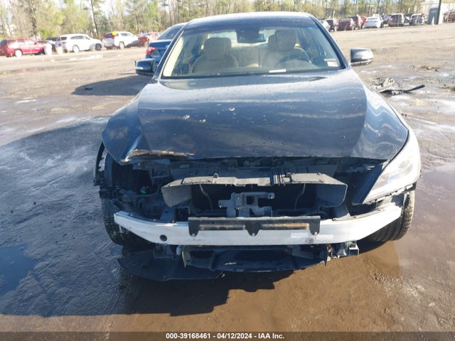 Genesis G80 3.8 2017 KMHGN4JEXHU172036 Image 12