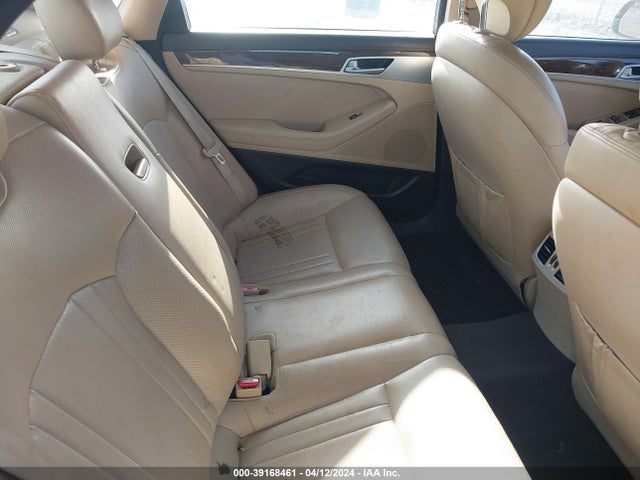 Genesis G80 3.8 2017 KMHGN4JEXHU172036 Image 8