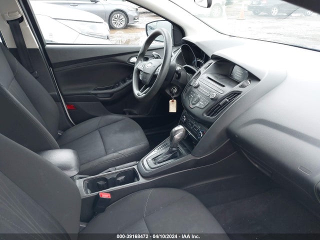 Ford FOCUS SE 2015 1FADP3F27FL383424 Image 5