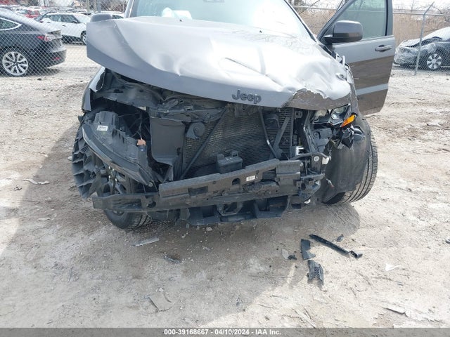 1C4RJFAG9MC773234 Jeep Grand Cherokee Laredo X 4x4