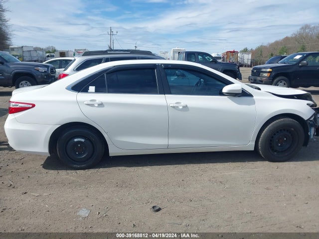 Toyota CAMRY LE 2015 4T4BF1FK9FR496943 Image 13