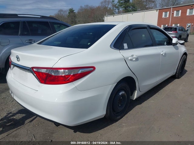 Toyota CAMRY LE 2015 4T4BF1FK9FR496943 Image 4