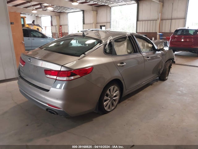 KIA Optima Lx 2018 5XXGT4L33JG267409 Image 4