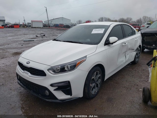 KIA Forte Lxs 2020 3KPF24AD9LE241094 Image 2